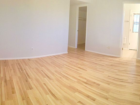 4th image of 4620 W Sierra St