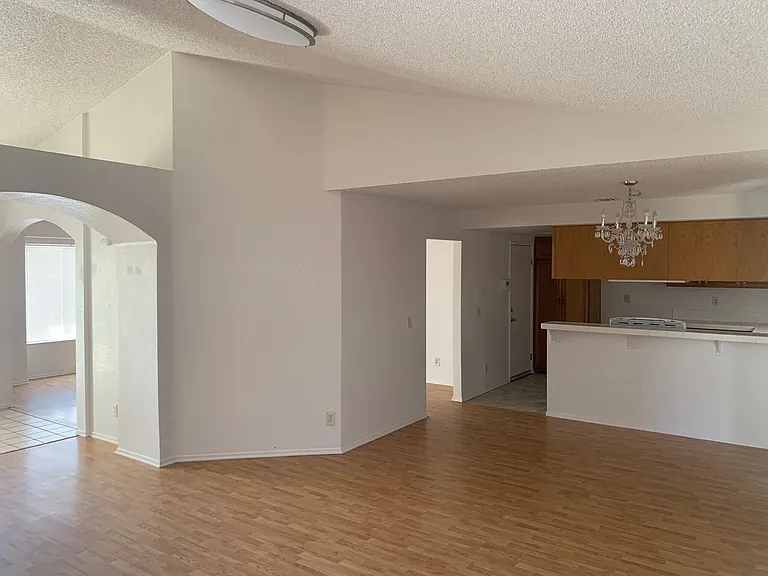 22266 Hurons Ave — Photo 5