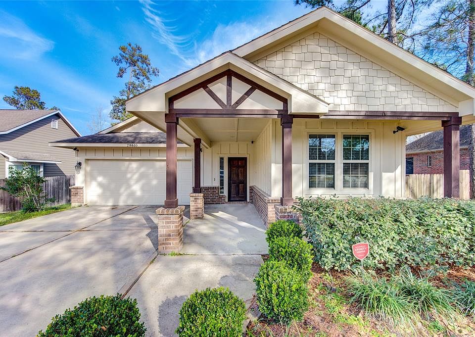 1st image of 28610 Champion Oaks Dr