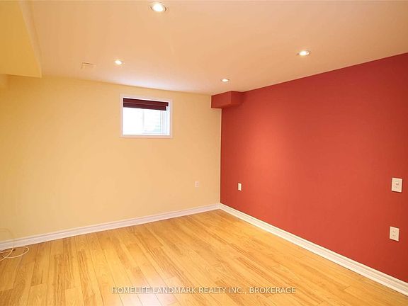 5th image of 21 Marsh St