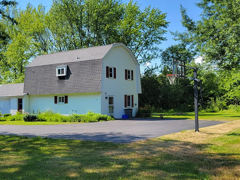 1646 Boies Rd — Photo 18