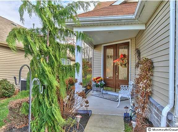 2nd image of 198 Enclave Blvd