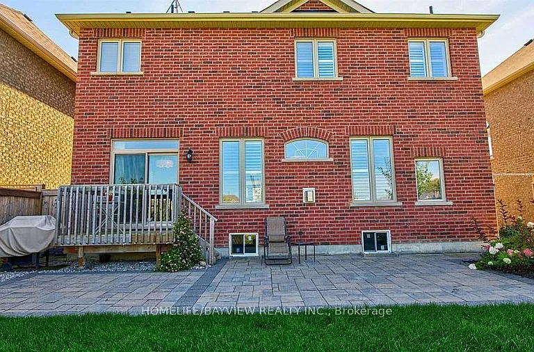 87 Betony Dr — Photo 18
