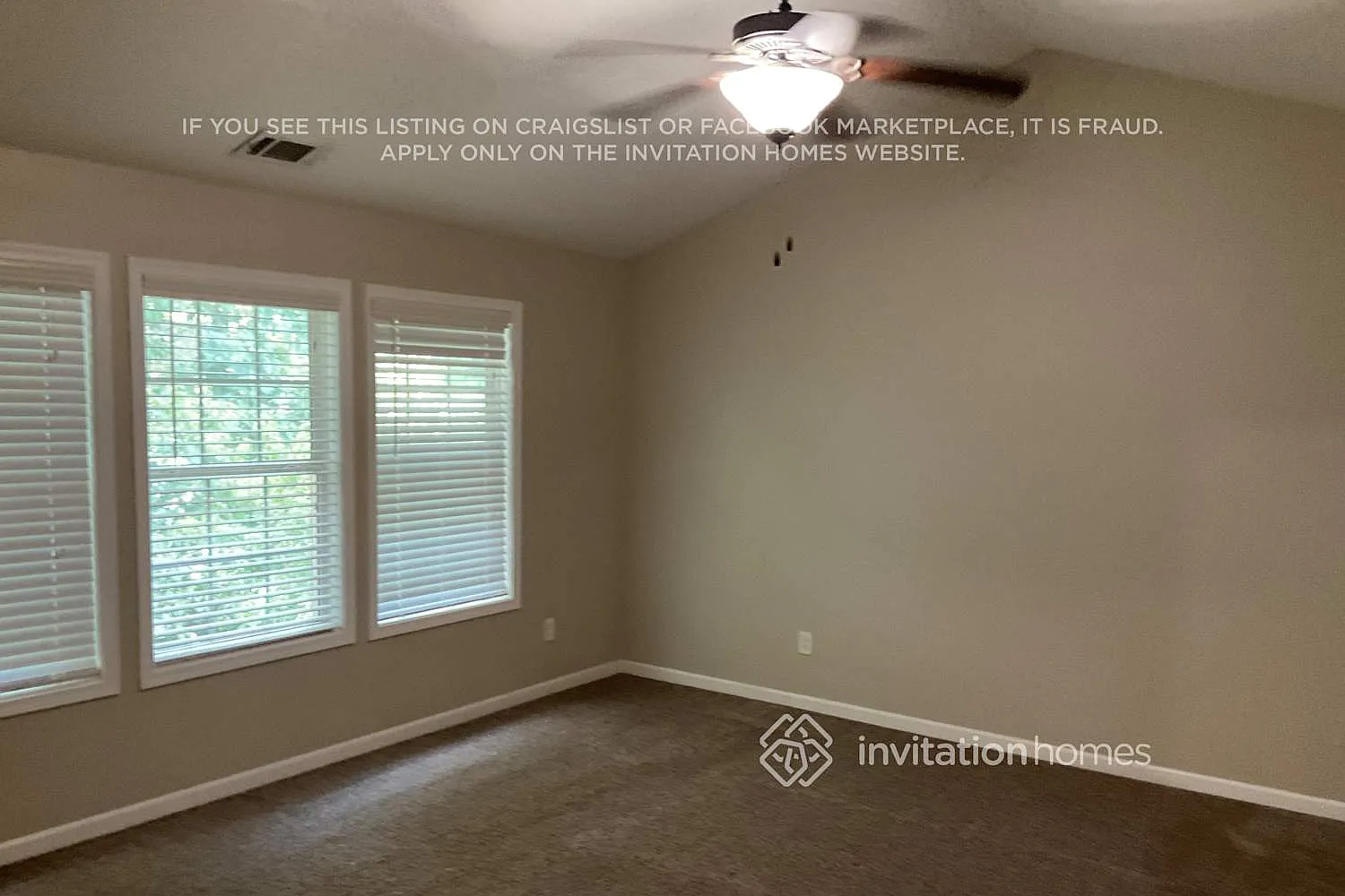 2423 Folsom St Snellville, GA 30078 — Photo 3
