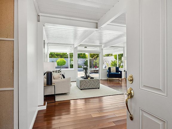 2nd image of 799 Bamboo Terrace