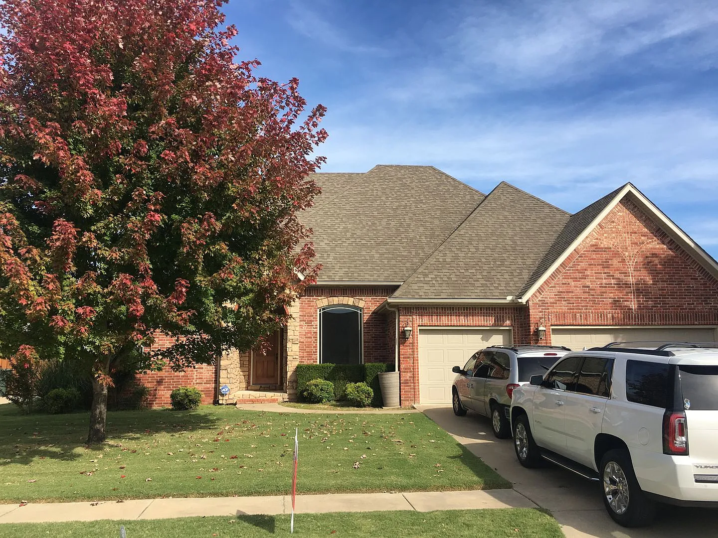 5 bedroom 3 bath home in Fayetteville — Photo 1