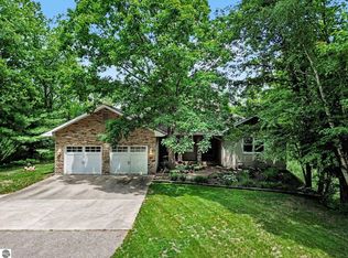1560 Bruder Rd, Mount Pleasant, MI 48858