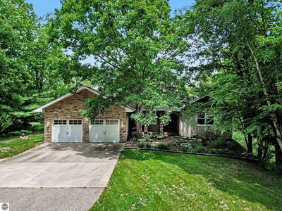 1560 Bruder Rd, Mount Pleasant, MI, 48858