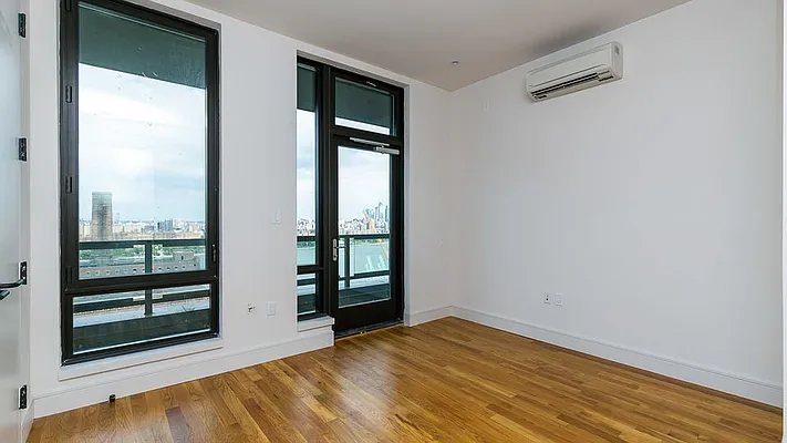 Rented by Nooklyn NYC LLC | media 118