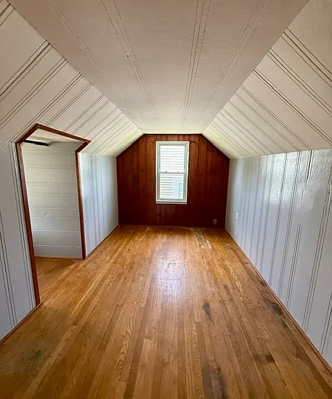 1125 Winston Rd — Photo 16