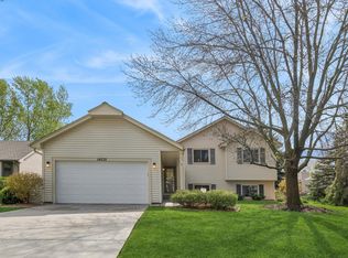 14638 Harrington Pl, Apple Valley, MN 55124
