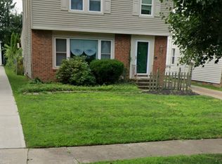 4042 Hinsdale Rd, South Euclid, OH 44121