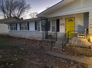 301 S 5th St, Ozark, MO 65721