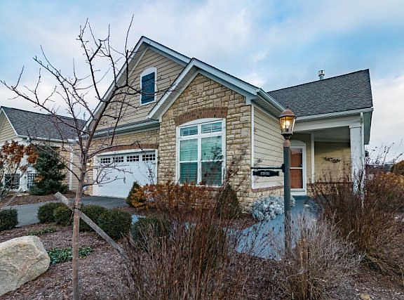 2nd image of 1594 Bridgewater Way S