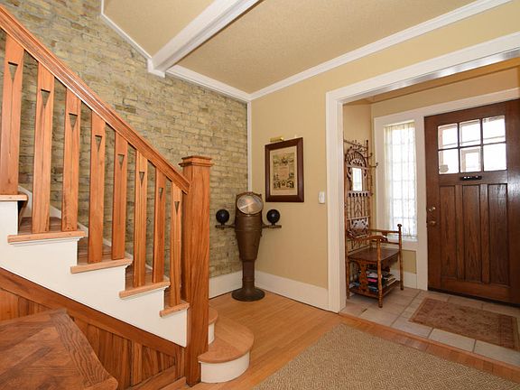 2nd image of 2729 E Belleview Pl #2729