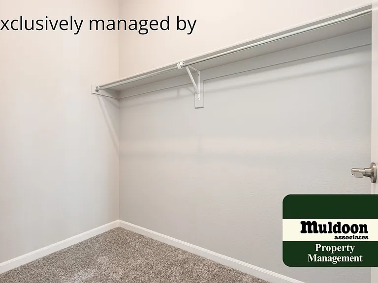 8 E Saint Elmo Ave — Photo 21