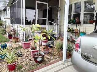 28232 River Run Dr, Leesburg, FL 34748