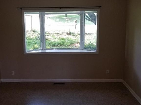 3rd image of 2564 Lafayette Cir