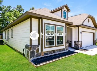 17686 Cedar Crest Dr, Conroe, TX 77306