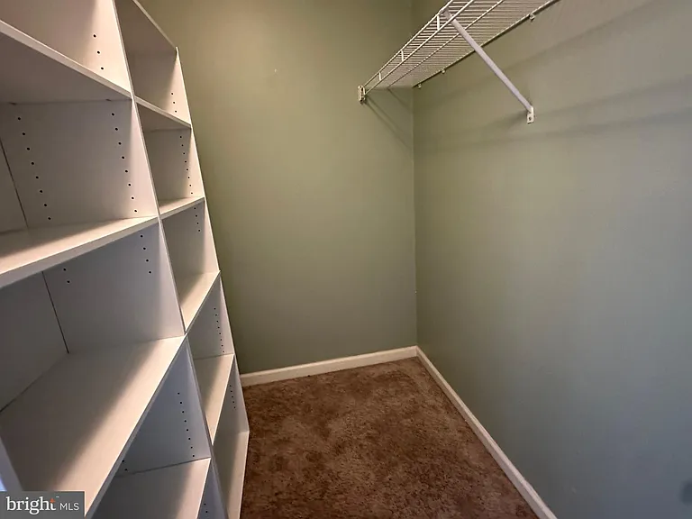 108 Steven Ln — Photo 15