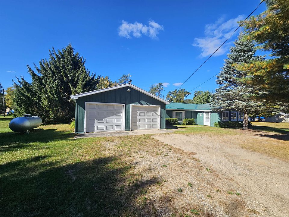 1st image of 10141 Suzanne Dr
