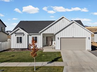 762 W Powderwood Ln, Mapleton, UT 84664