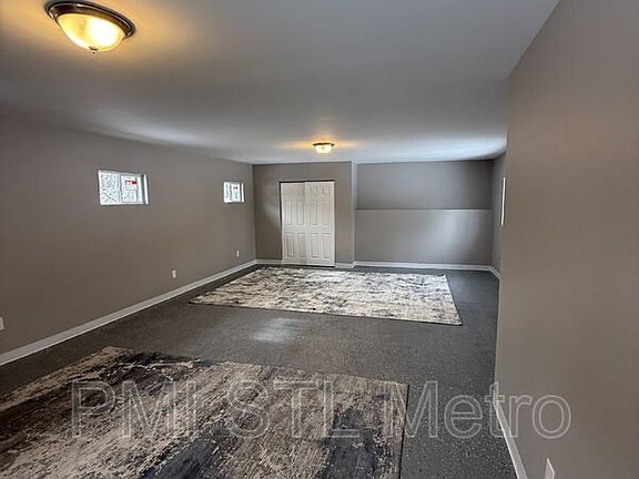 2nd image of 25 S Dellwood Ave