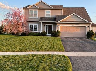 25028 Saddle Horn Dr, Perrysburg, OH 43551