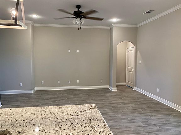 3rd image of 8206 Grant Ln