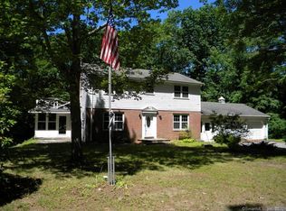 49 Hard Hill Rd, Woodbury, CT 06798