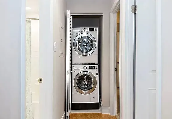 Rented by REAL New York | media 17