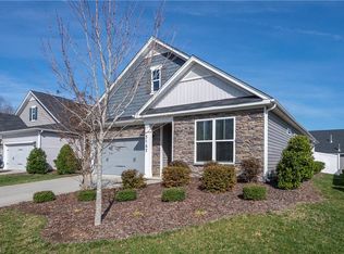 5145 Garnet Hill Dr, Clemmons, NC 27012