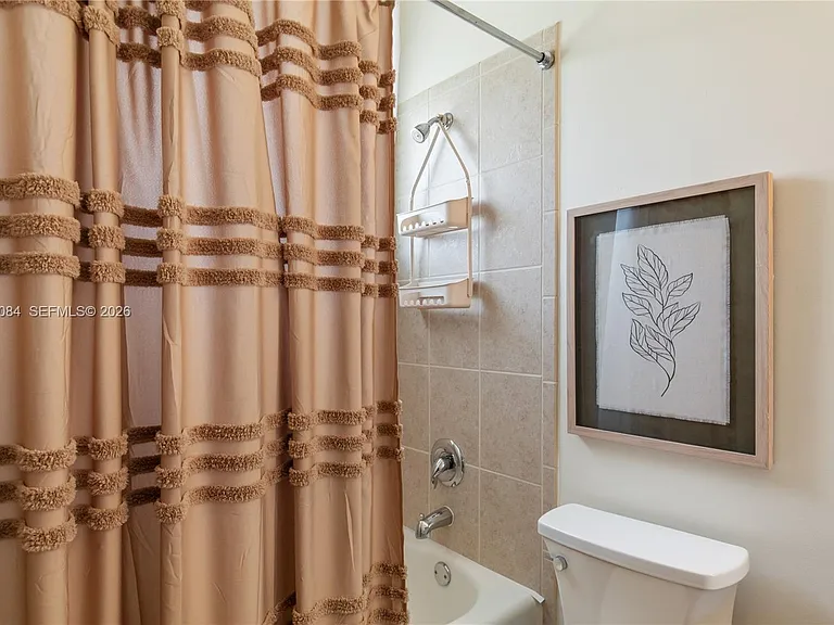 1896 Crestview Way — Photo 67
