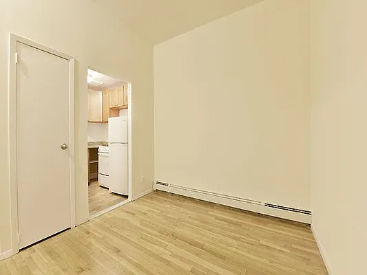 Rented by Cooper & Cooper Real Estate | media 22