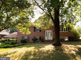 5105 Redwing Dr, Alexandria, VA 22312