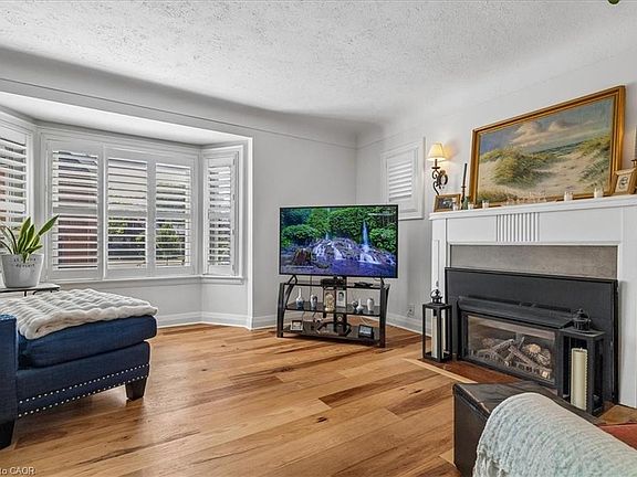 4th image of 573 Beach Blvd