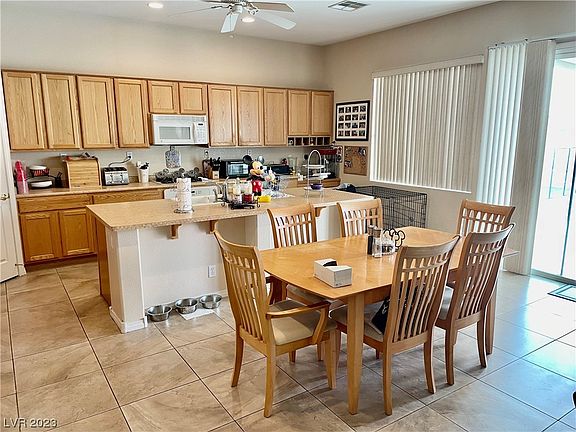 3rd image of 1621 Fontana Cliffs Ct