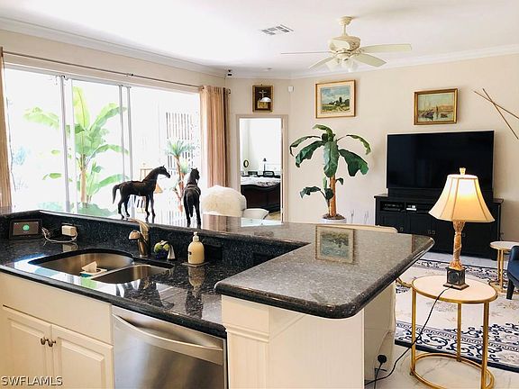 4th image of 8029 Breton Cir