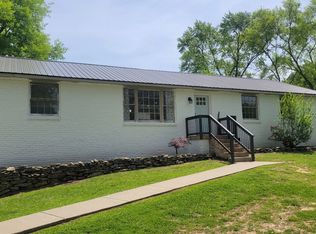 121 Roberta Dr, Hendersonville, TN 37075