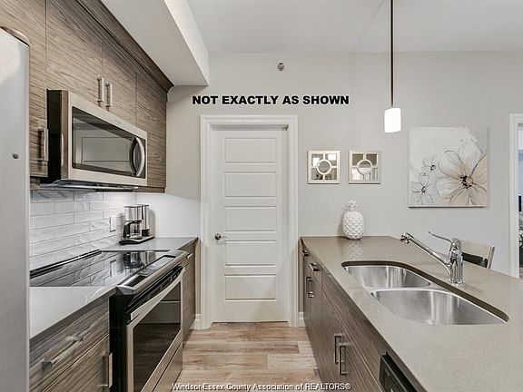 3rd image of 5831 Newman Blvd #201