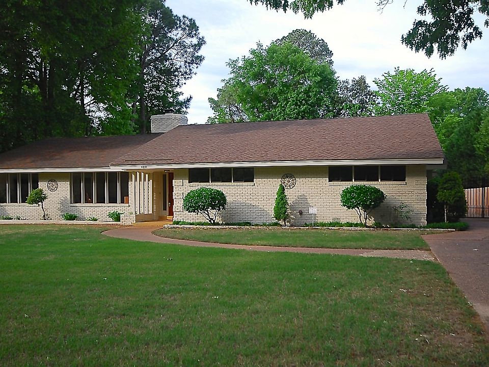 1st image of 4891 Lake Dr