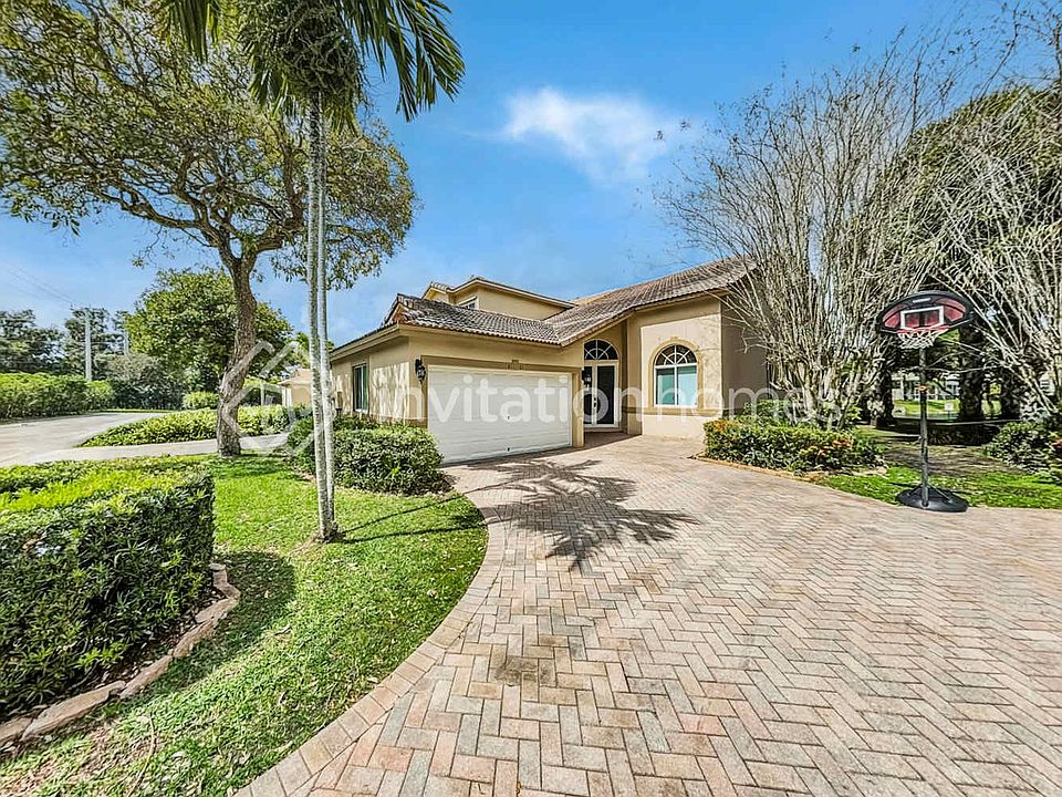 1st image of 8165 Madison Lakes Cir S