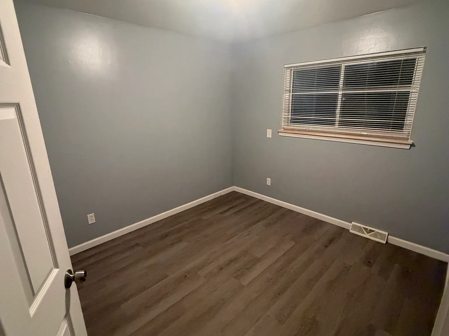 3 bed, 925 sqft, $1,500 — Photo 3
