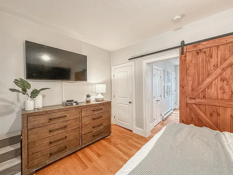 23 Elm St #1 — Photo 14