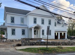 46 Bank St, New Canaan, CT 06840