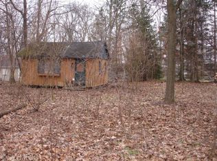 66381 Oak St, Dowagiac, MI 49047