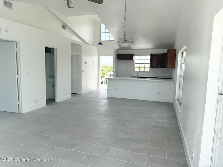 8517 S Highway A1A — Photo 11