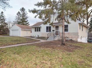 570 Orange Ave W, Saint Paul, MN 55117