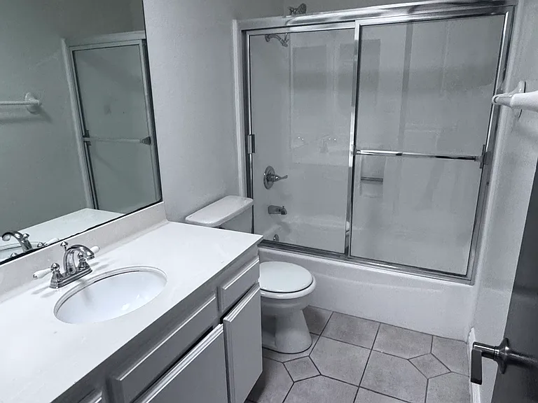 120 Brooks Ave #21 — Photo 15