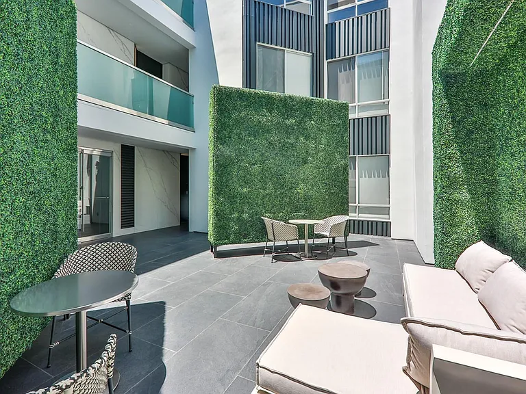 UrbanLux Hollywood Premium — Photo 10